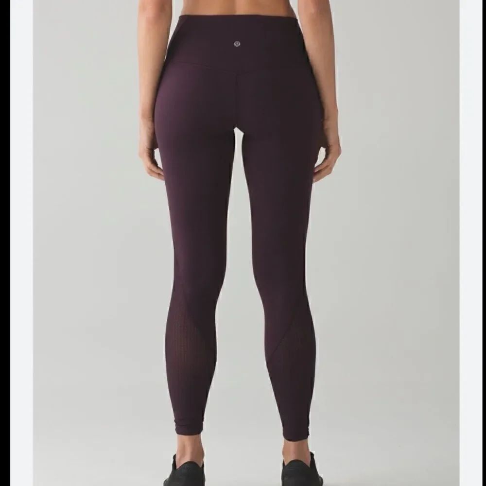 Womens Lululemon Deep Breath Tight